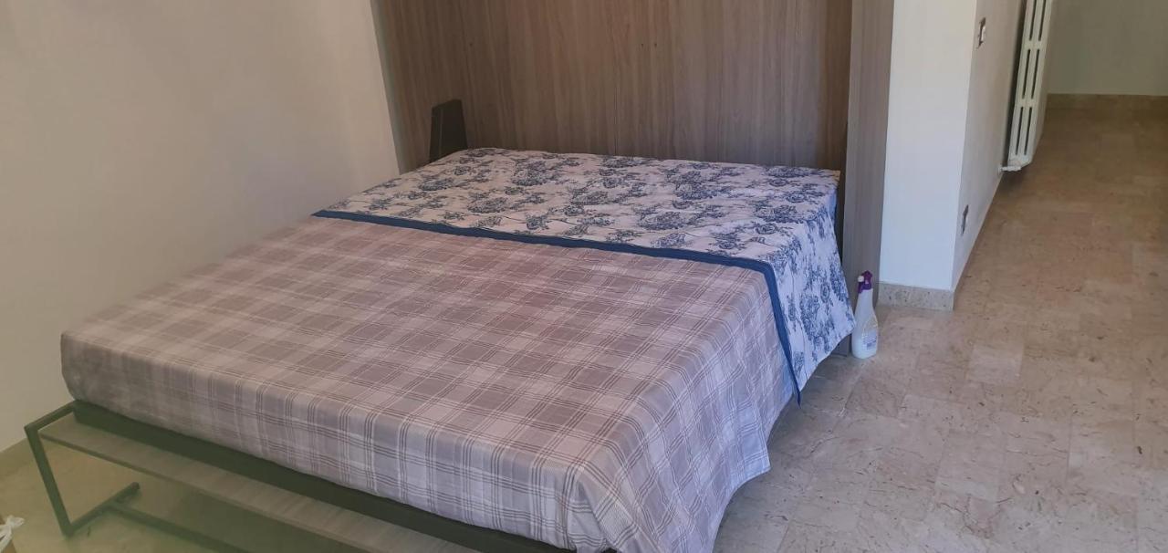 Rosa Apartment